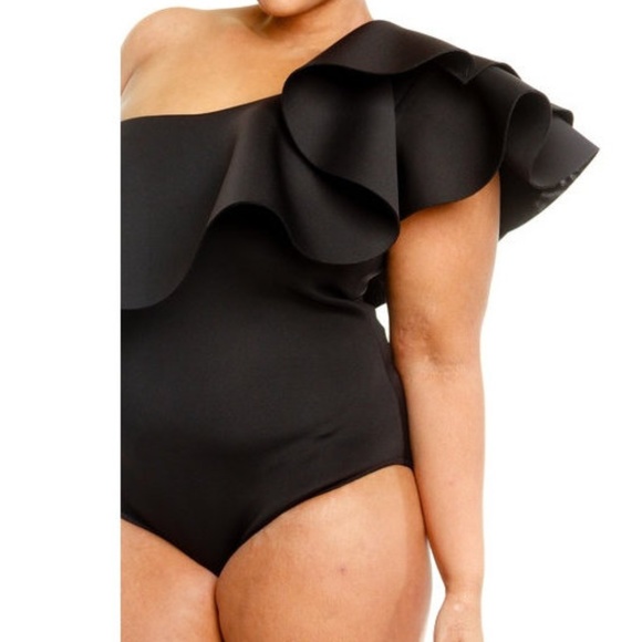Black One Shoulder Ruffle Bodycon Bodysuit Top - Picture 2 of 4